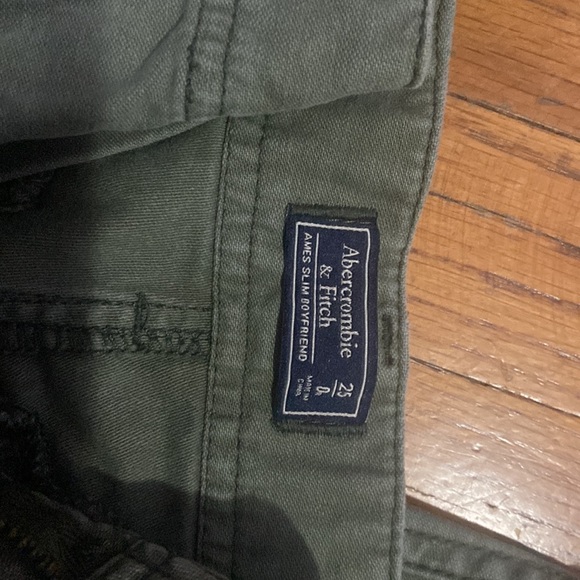 Abercrombie and Fitch Pants - Picture 2 of 3
